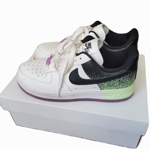 Nike Shoes - Nike Air Force One Woman Size 7